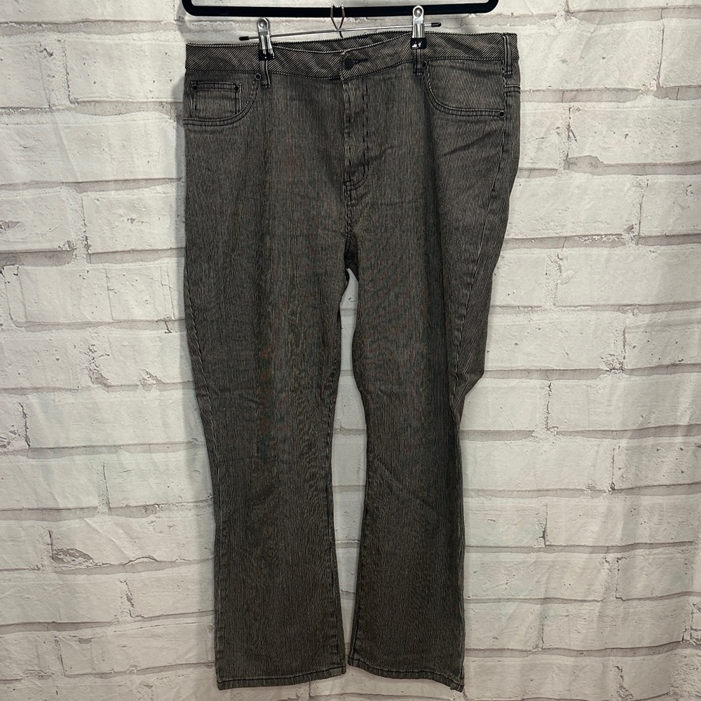 DG2 by Diane Gilman Navy/Beige Striped Straight Leg Jeans